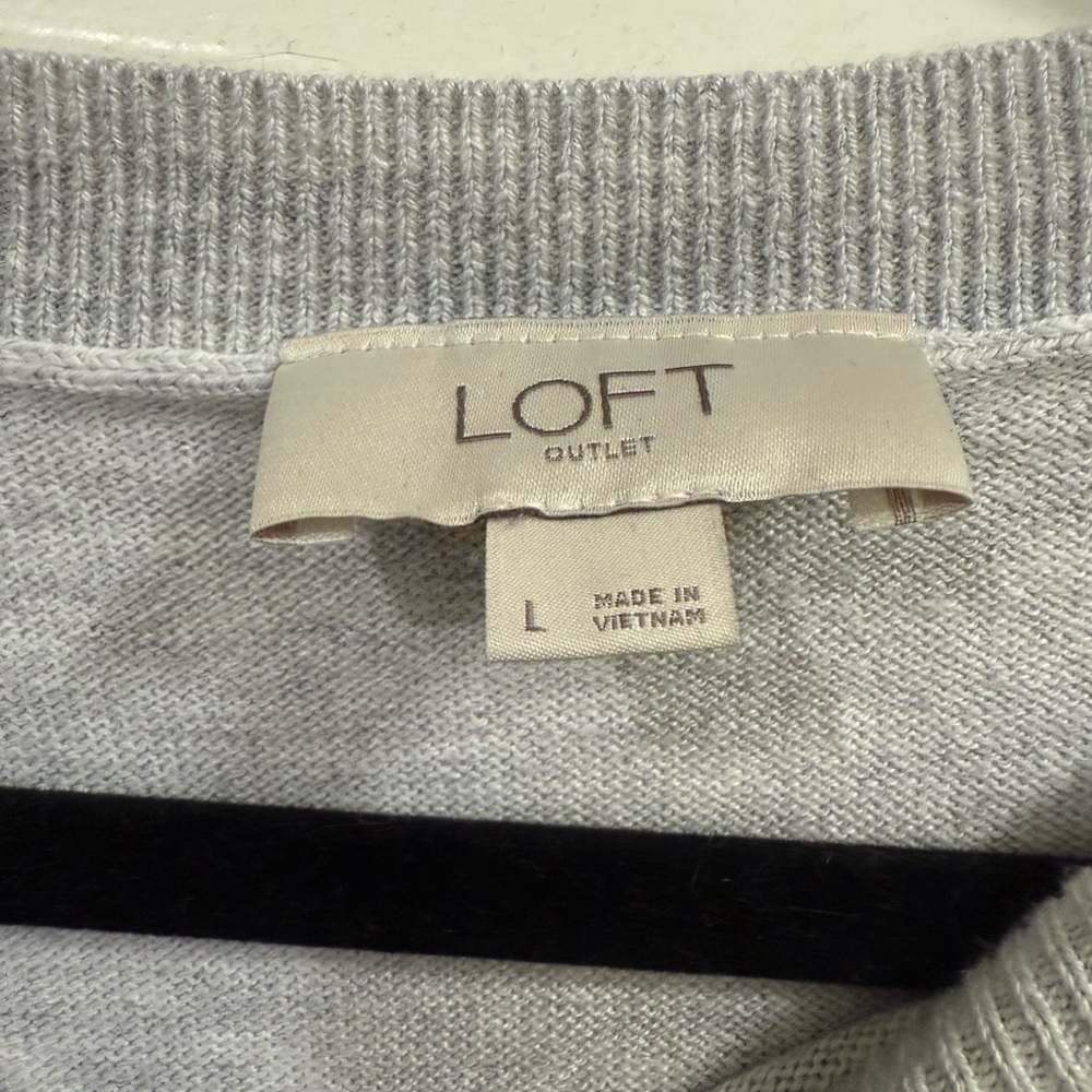 LOFT Heather Gray Knit Top - Picture 3 of 4